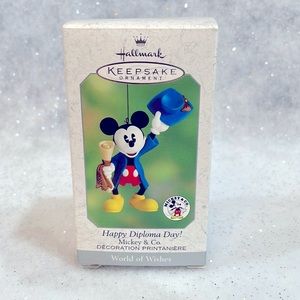 Happy Diploma Day! Ornament B47